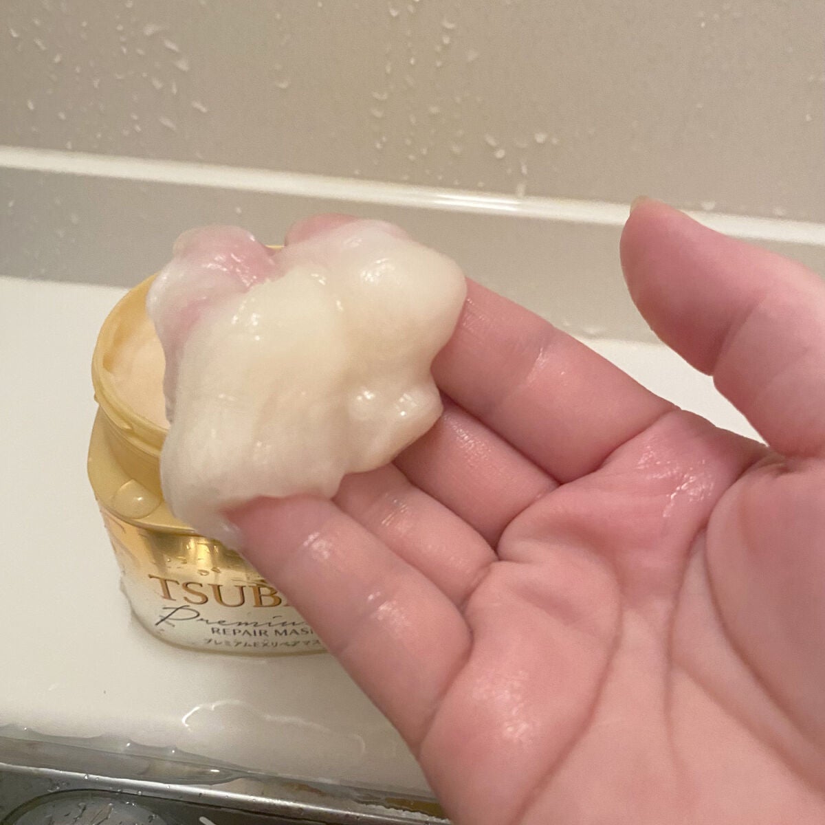 プレミアムEXリペアマスク/TSUBAKI/ヘアマスク・ヘアパックを使ったクチコミ(2枚目)