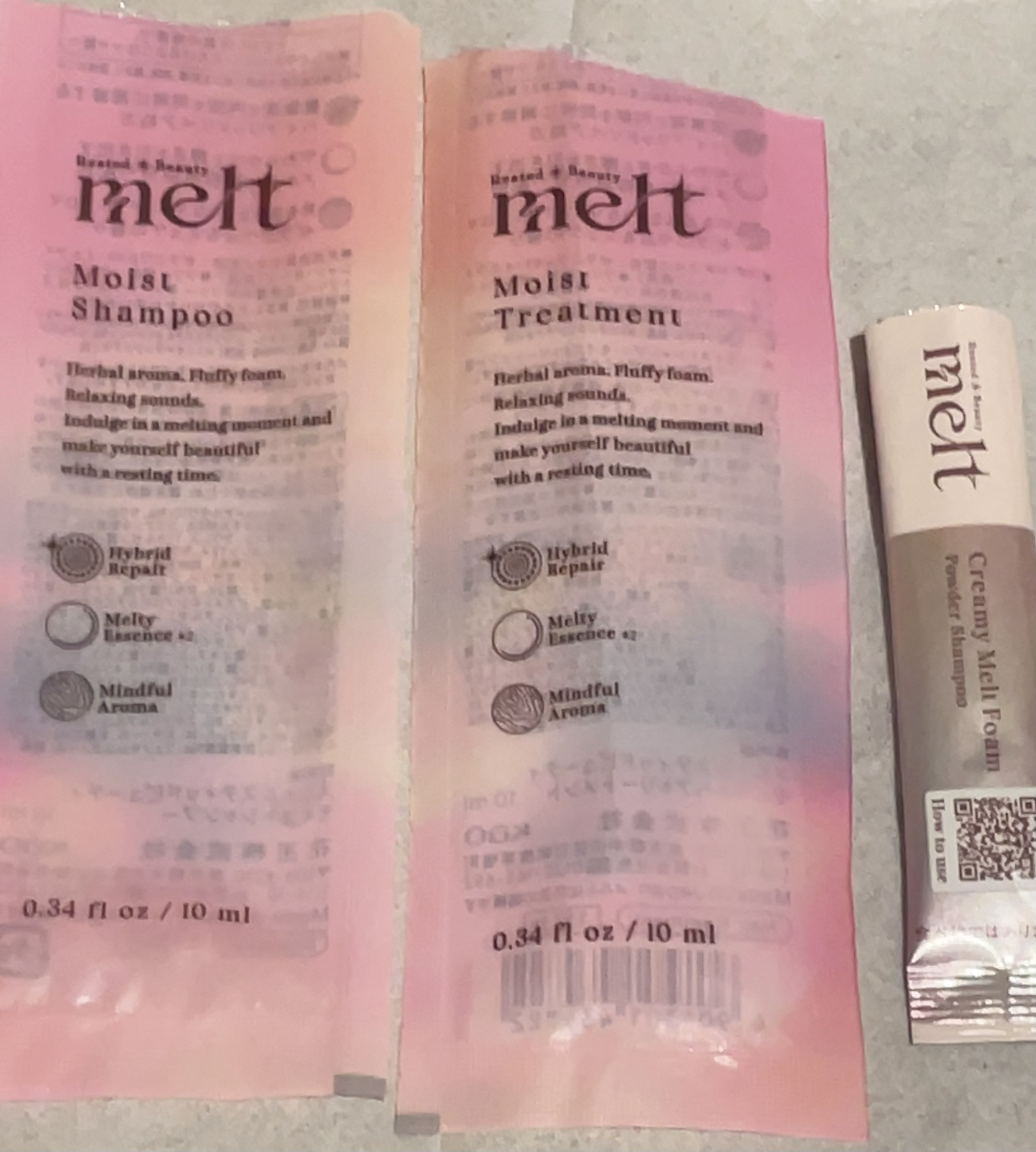 melt メルト モイストポンプペア+クリーミーメルトフォーム付きのクチコミ「
【使用した商品】
melt1回分のもの
①メルトレスティッドビューティー
モイストシャンプー.....」（1枚目）