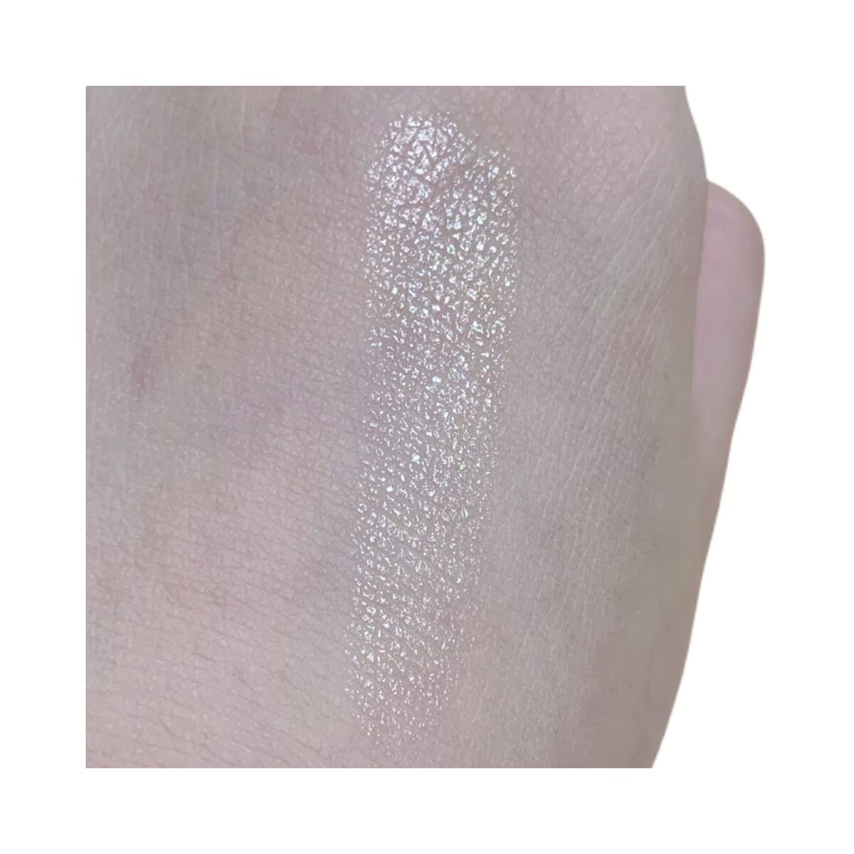 ボーム エサンシエル/CHANEL/スティックハイライトを使ったクチコミ（2枚目）