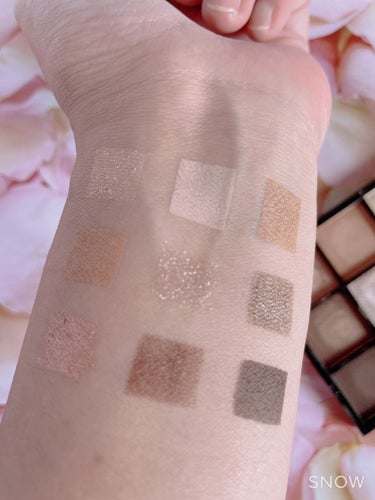 UR GLAM　BLOOMING EYE COLOR PALETTE/U R GLAM/パウダーアイシャドウを使ったクチコミ（3枚目）