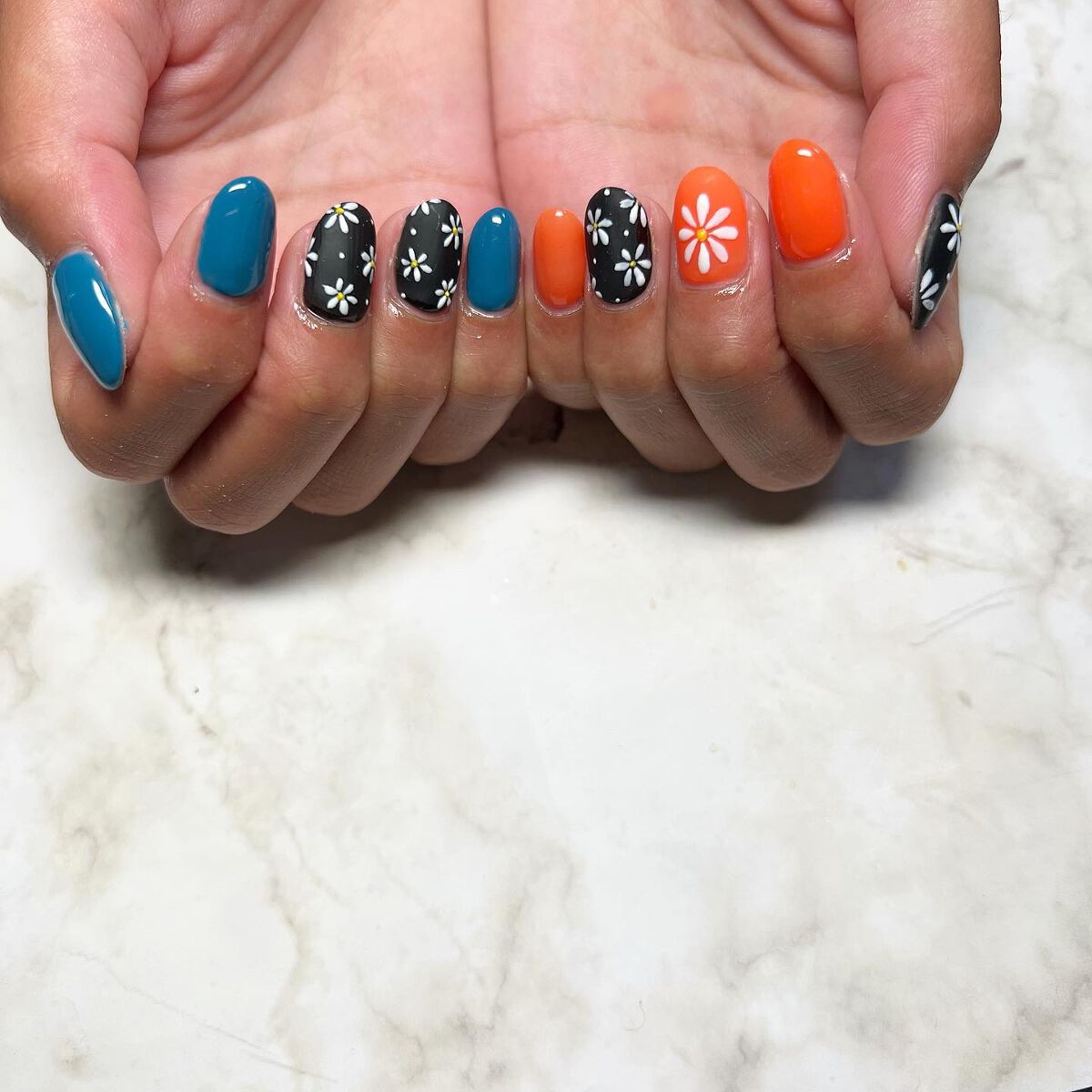 cst on LIPS 「#夏コスメの戦利品#サマーネイル💅…☑︎デザインコース6.00..」(2枚目)