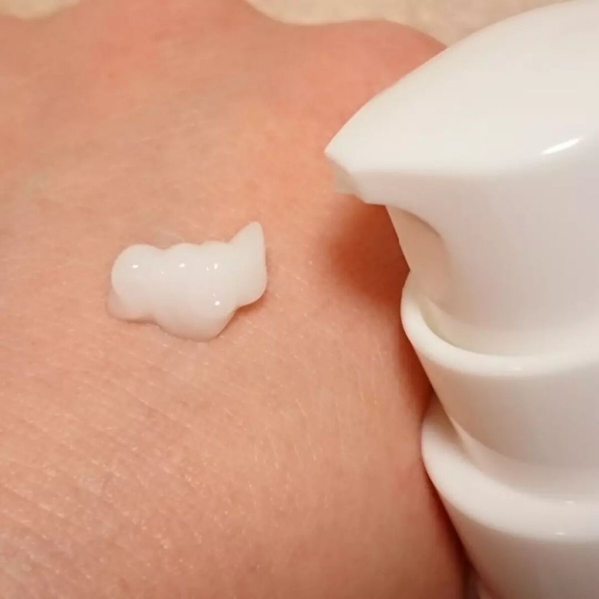 シロサエ リンクルクリアジェル /トリニティーライン/オールインワン化粧品を使ったクチコミ(5枚目)