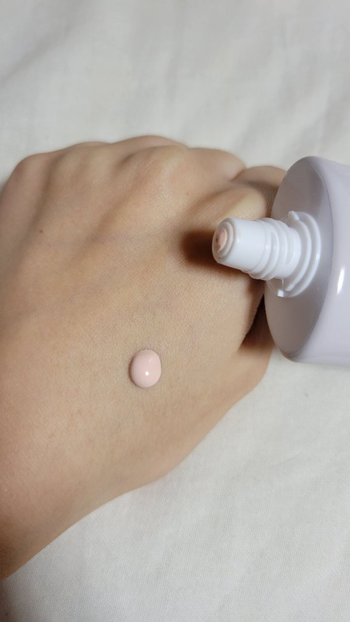 ウォータフルトーンアップサンクリーム/ダルバ/日焼け止めクリームを使ったクチコミ（2枚目）