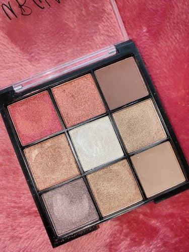 UR GLAM　BLOOMING EYE COLOR PALETTE/U R GLAM/アイシャドウパレットを使ったクチコミ（2枚目）