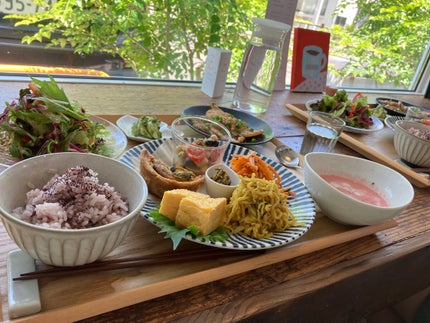 な on LIPS 「野菜ってやっぱり大事ですね。油断するとすぐにニキビ。美味しいも..」(8枚目)