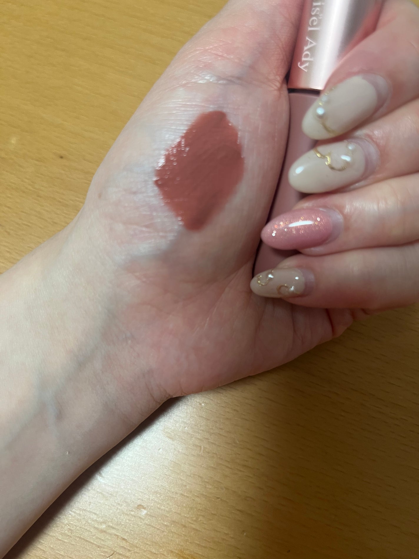 ウォータリーリップティント マット/ミゼルエディ/リップティントを使ったクチコミ(3枚目)