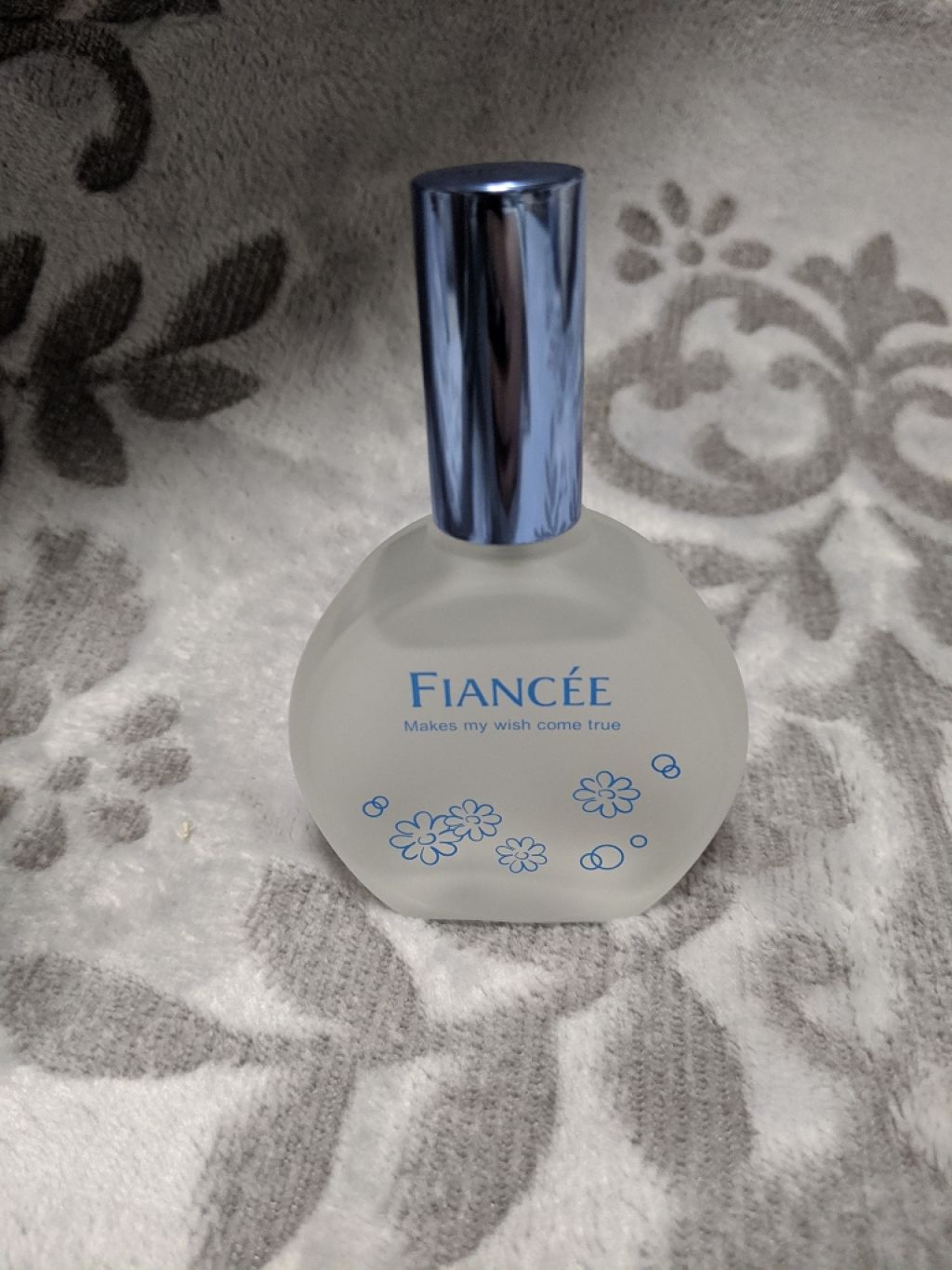 フィアンセ　パルファンドトワレ　はじまりの朝の香り/フィアンセ/香水(レディース)を使ったクチコミ（2枚目）