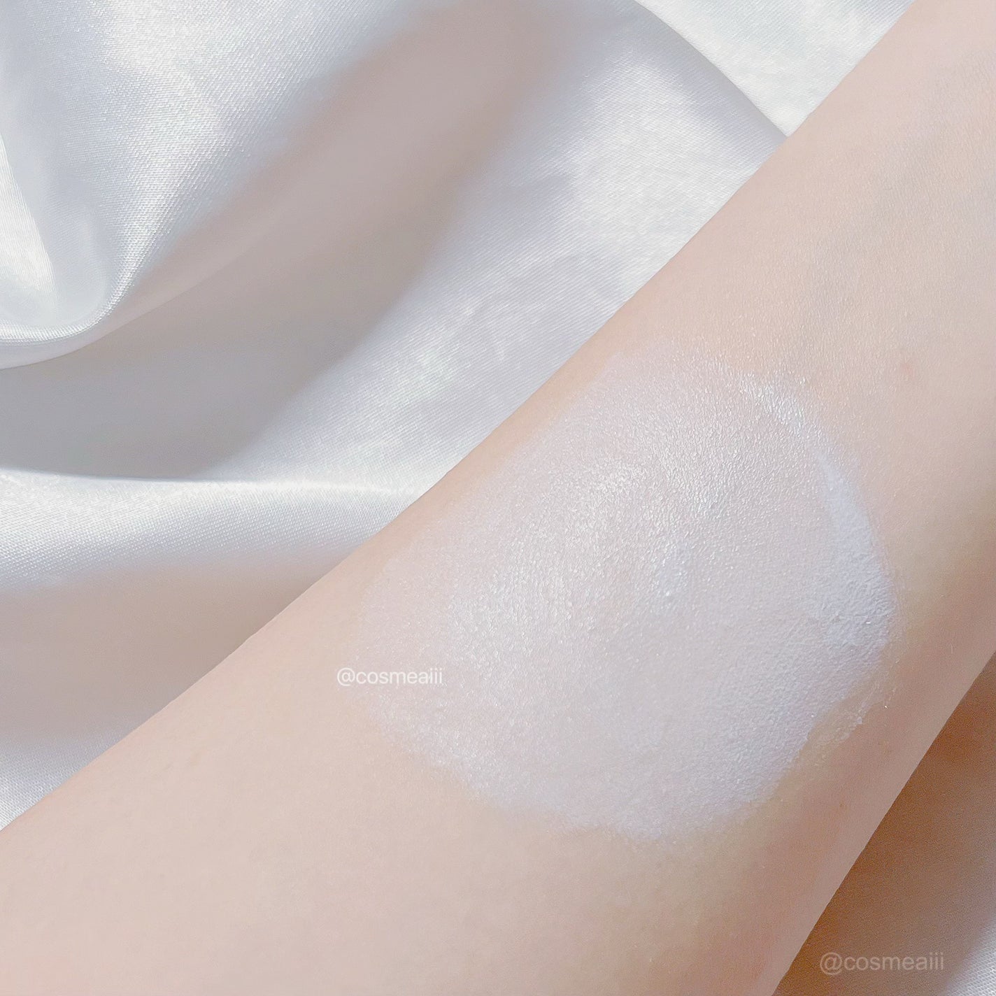 トーンステインカラーコレクティングプライマー/VDL/化粧下地を使ったクチコミ(3枚目)