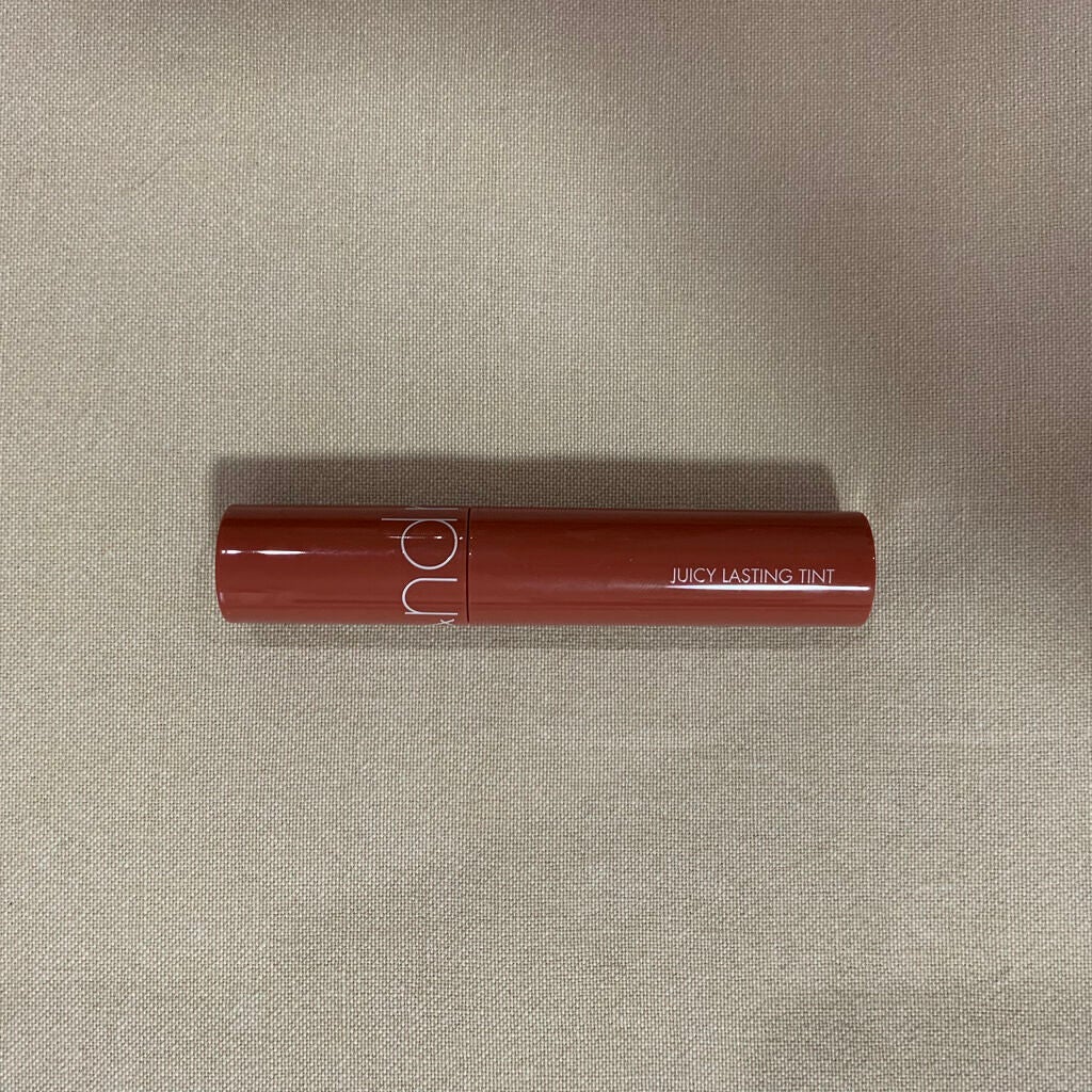 ジューシーラスティングティント/rom&nd/リップティントを使ったクチコミ(1枚目)