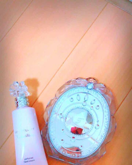 クリスタルブルーム パフュームド ハンドクリーム/JILL STUART/ハンドクリームを使ったクチコミ(1枚目)