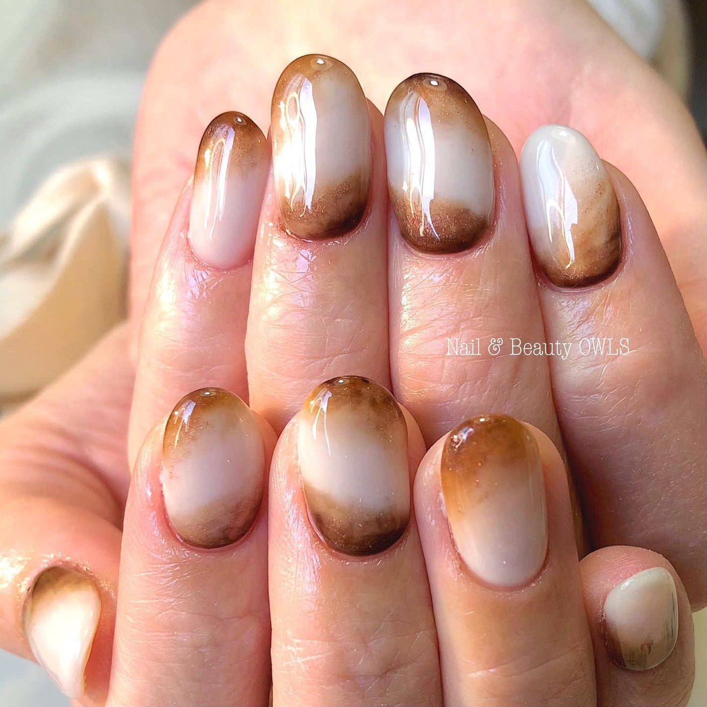 ぴよこれいと あうるす on LIPS 「お持ち込み画像を少しアレンジしてチラチラとほーんのりラメを。#..」(2枚目)