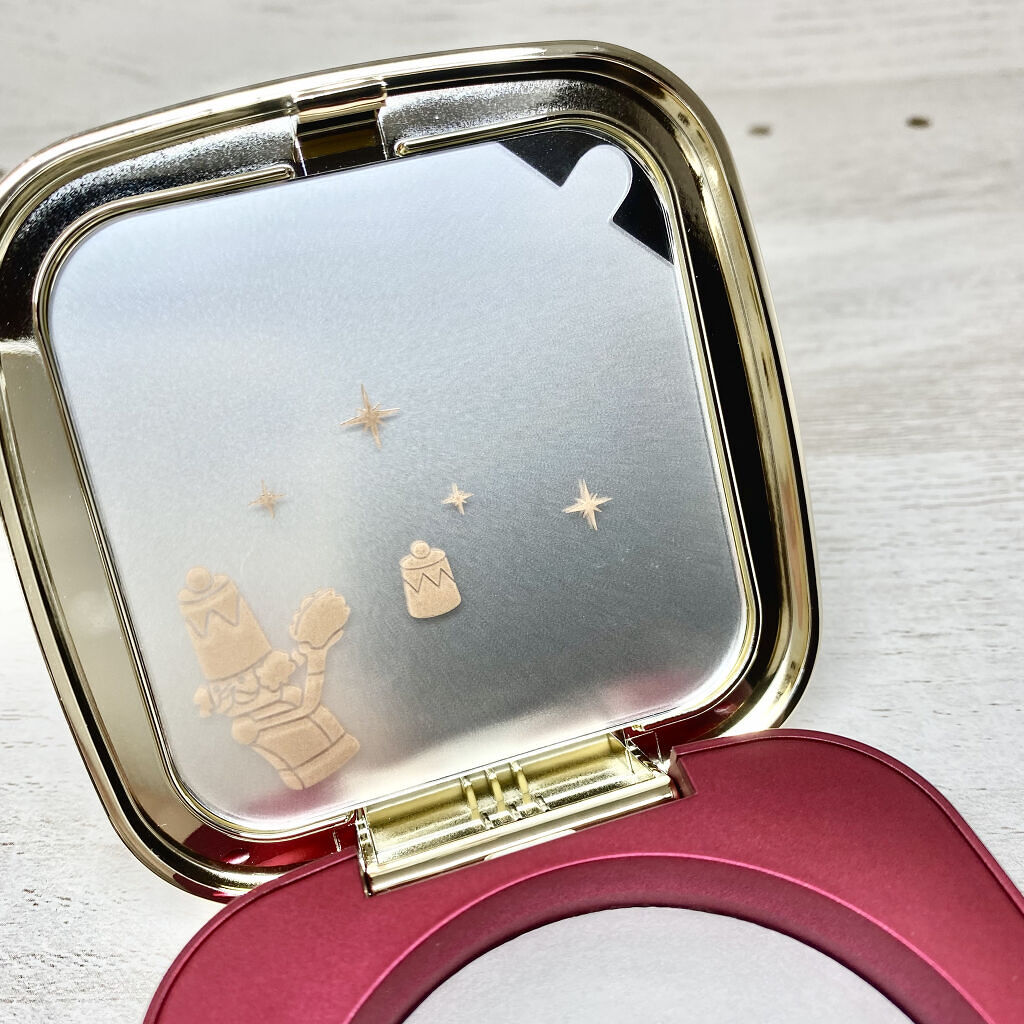 ZEESEA くるみ割り人形「ゼロ」粉感シルキーコンパクトパウダー/ZEESEA/プレストパウダーを使ったクチコミ（2枚目）