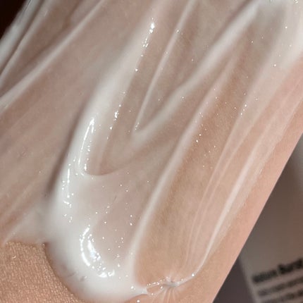 モイスチャーバーストボディクリーム/SAM'U/ボディクリームを使ったクチコミ(6枚目)