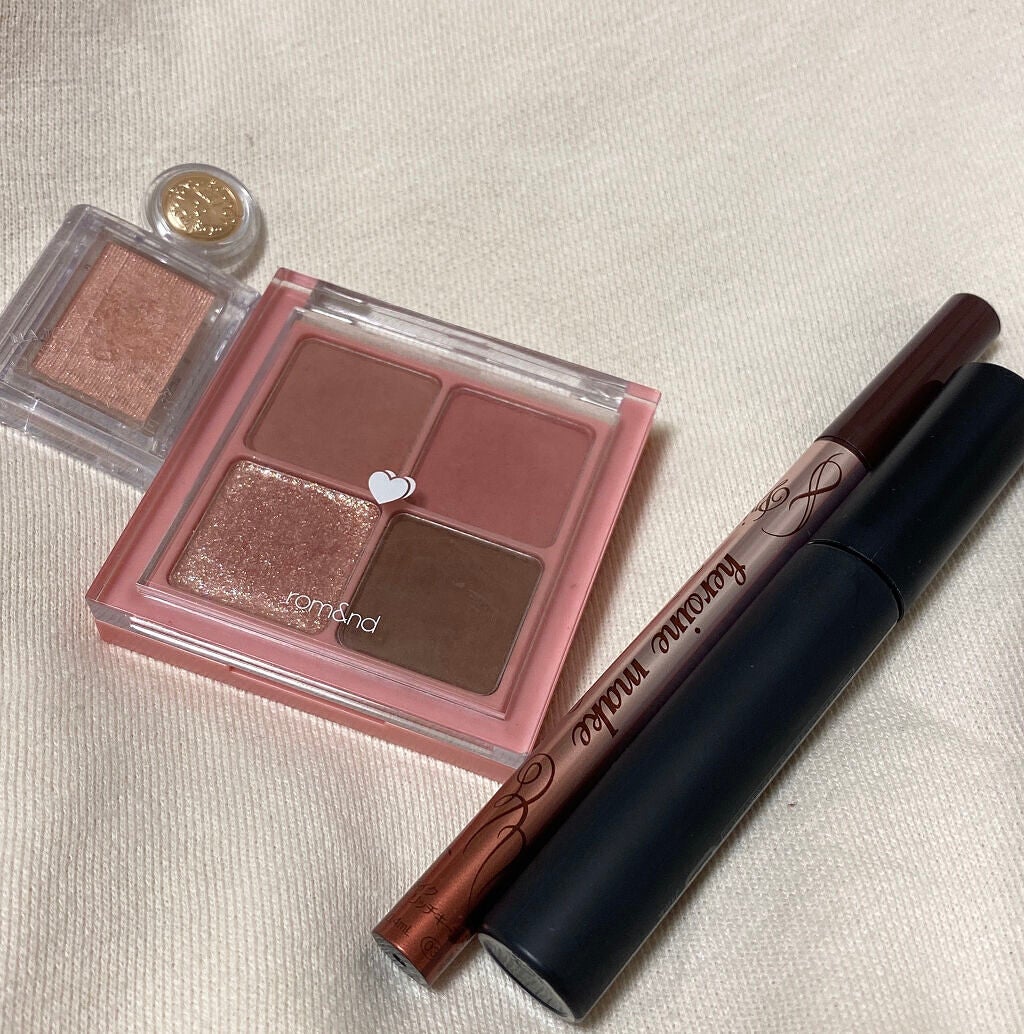 シャドーカスタマイズ/MAJOLICA MAJORCA/単色アイシャドウを使ったクチコミ(3枚目)