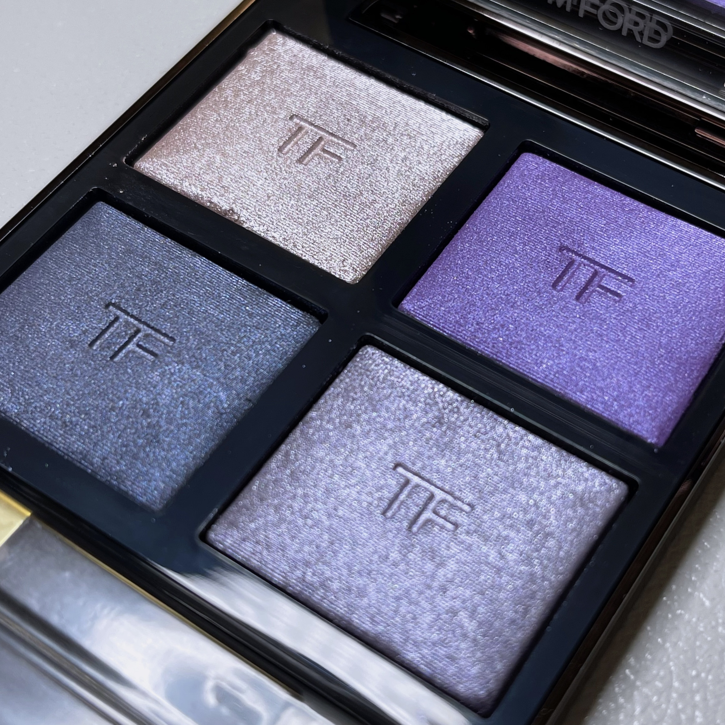 アイ カラー クォード 28RW デイドリーム/TOM FORD BEAUTY/アイシャドウパレットを使ったクチコミ（3枚目）