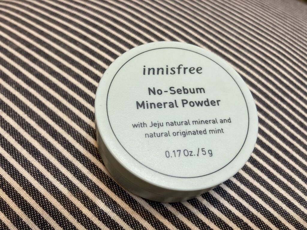 ノーセバム ミネラルパウダー/innisfree/ルースパウダーを使ったクチコミ（1枚目）
