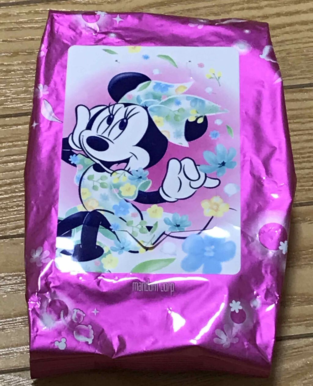 最近暑くなってきましたね。。。
すぐに汗を書いちゃうので、制汗剤関連は色々試すのが好きなのですが、今回は【マンダム ハッピーデオ ボディシート うるサラNC クリアフローラルの香り】を買いました！

✔️香り→普通の制汗剤のフローラル系の香