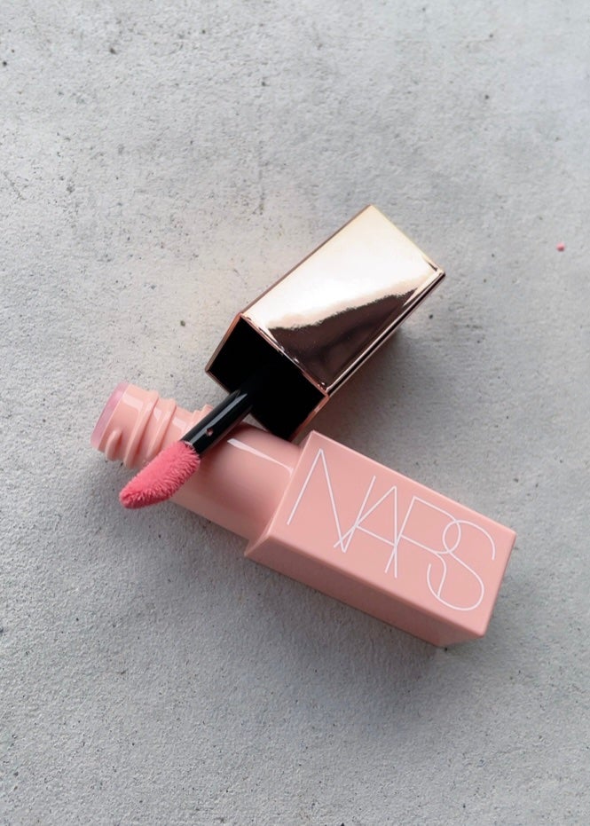 オーガズム アフターグロー リップスティック & ミニリキッドブラッシュデュオ/NARS/メイクアップキットを使ったクチコミ(4枚目)