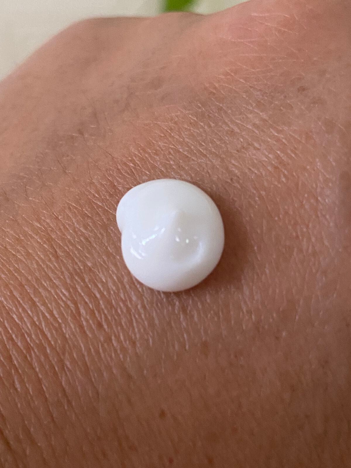 ディープリーエンリッチド ボディローション フォレストレモンの香り/ヴァセリン/ボディローションを使ったクチコミ(2枚目)