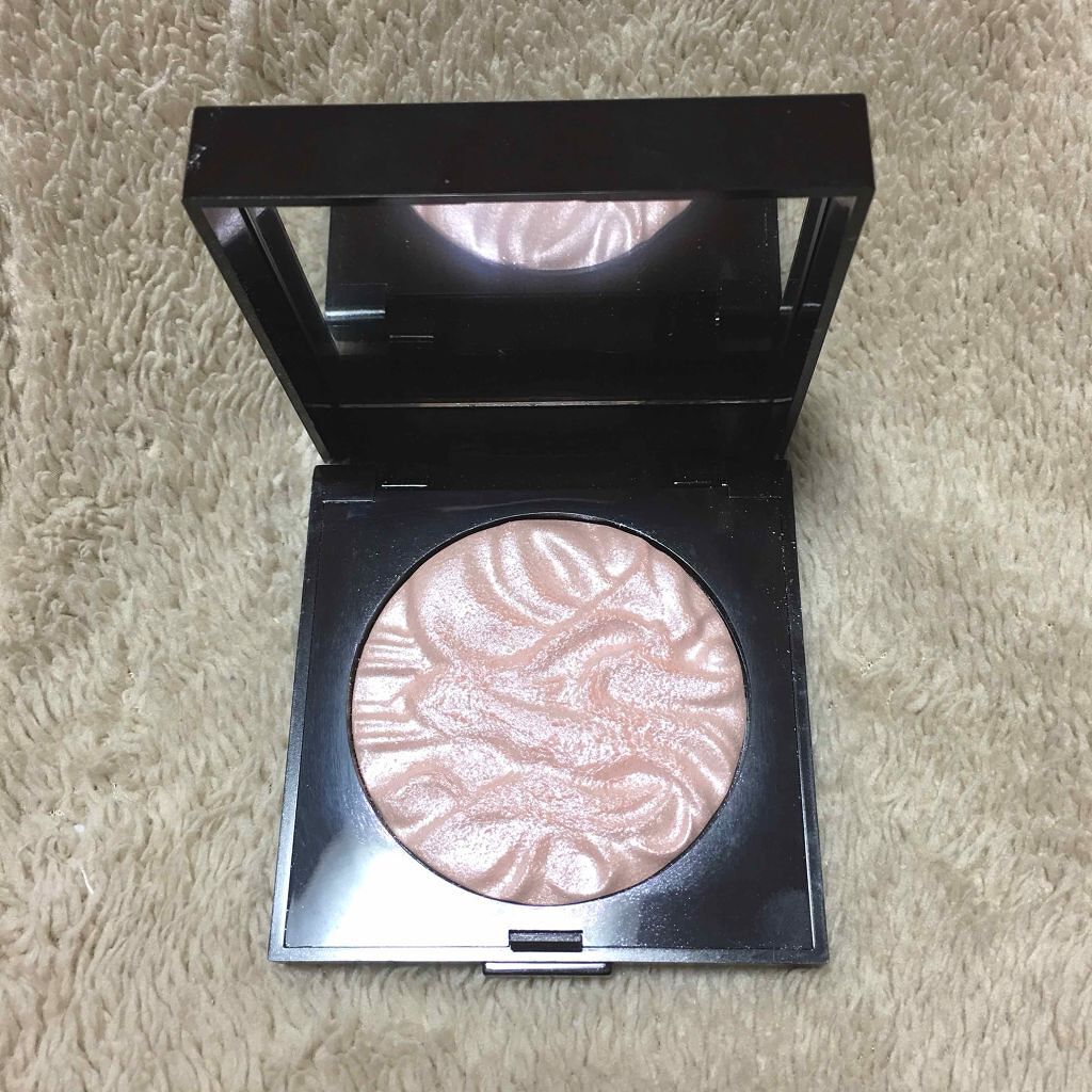 フェイスイルミネーター/ローラ メルシエ/パウダーハイライトを使ったクチコミ（3枚目）