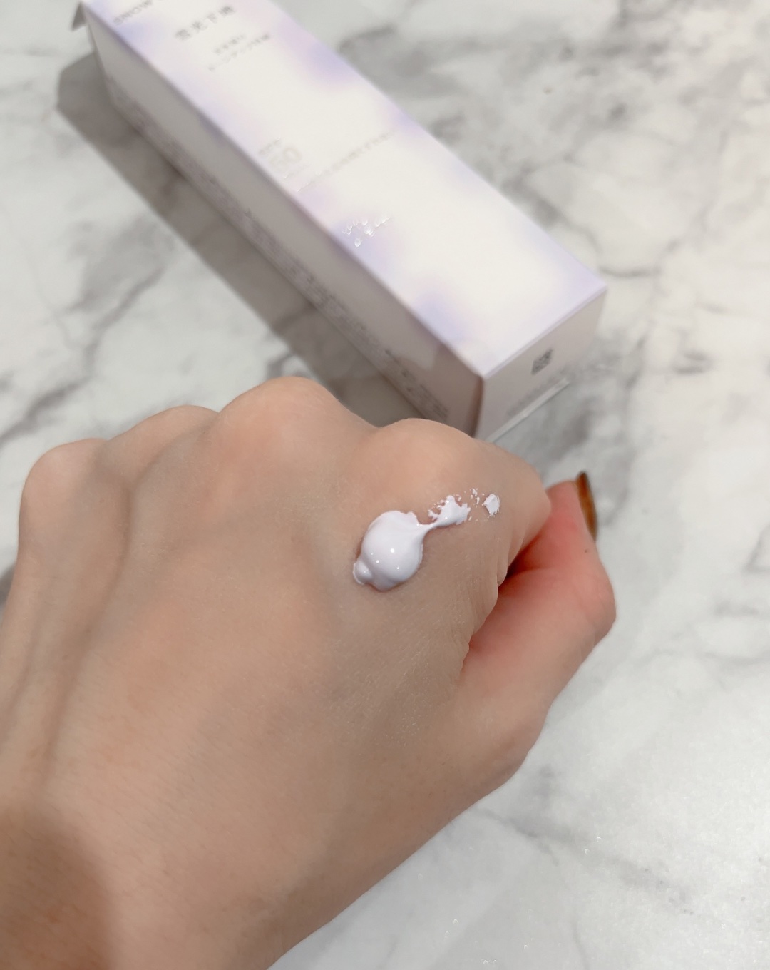 ケイト スノースキンベース/KATE/化粧下地を使ったクチコミ（2枚目）