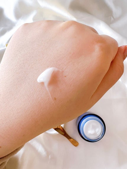 ラップリフトクリーム/ハーリス/フェイスクリームを使ったクチコミ(4枚目)