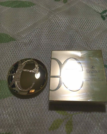 ラ プードル オートニュアンス/Elégance/プレストパウダーを使ったクチコミ(2枚目)