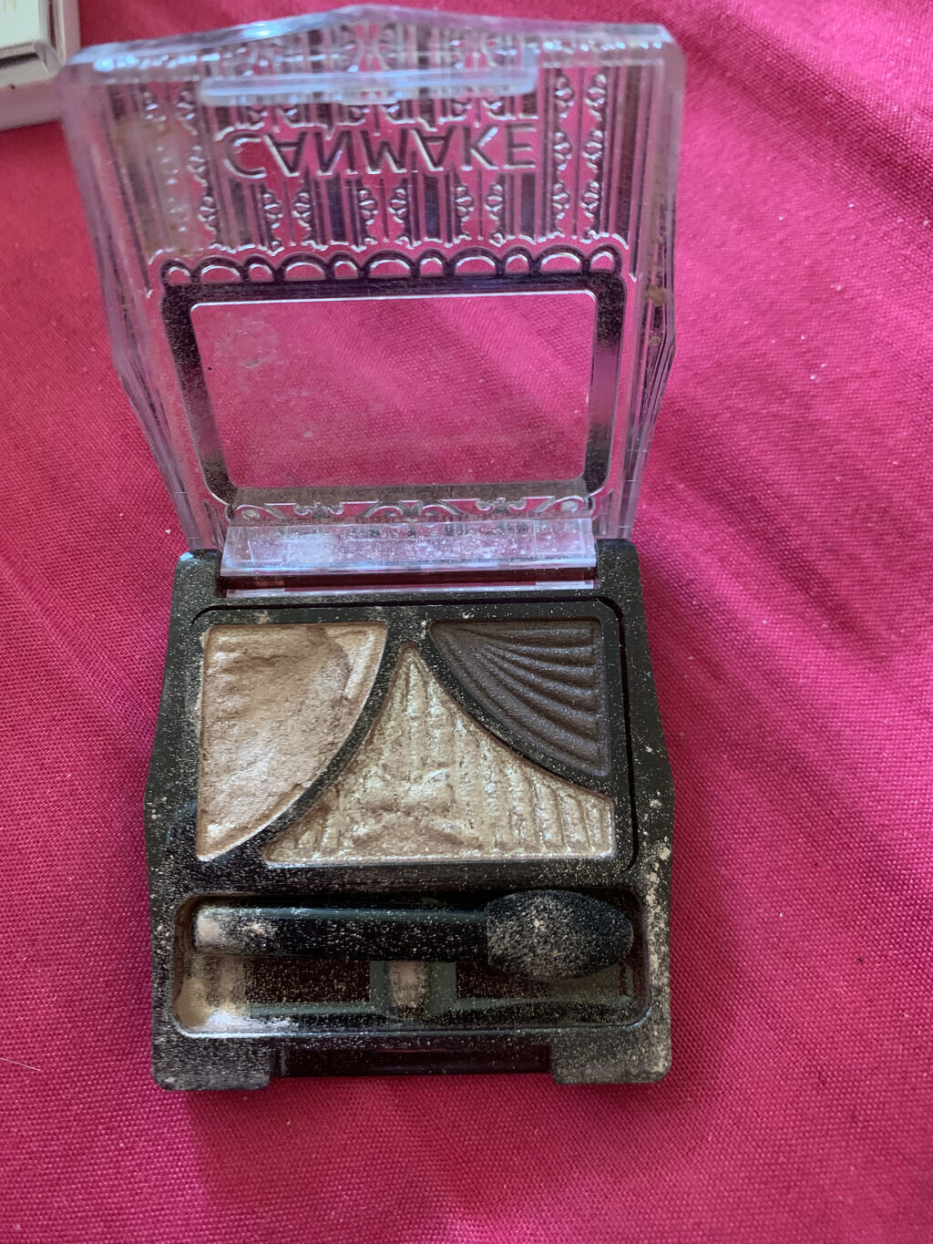 ジューシーピュアアイズ 01 クラシックピンクブラウン/キャンメイク/アイシャドウパレットを使ったクチコミ（2枚目）