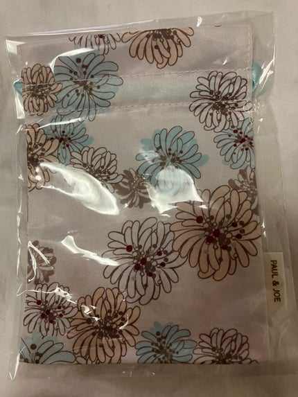 モイスチュアライジング ファンデーション プライマー/PAUL & JOE BEAUTE/化粧下地を使ったクチコミ(5枚目)