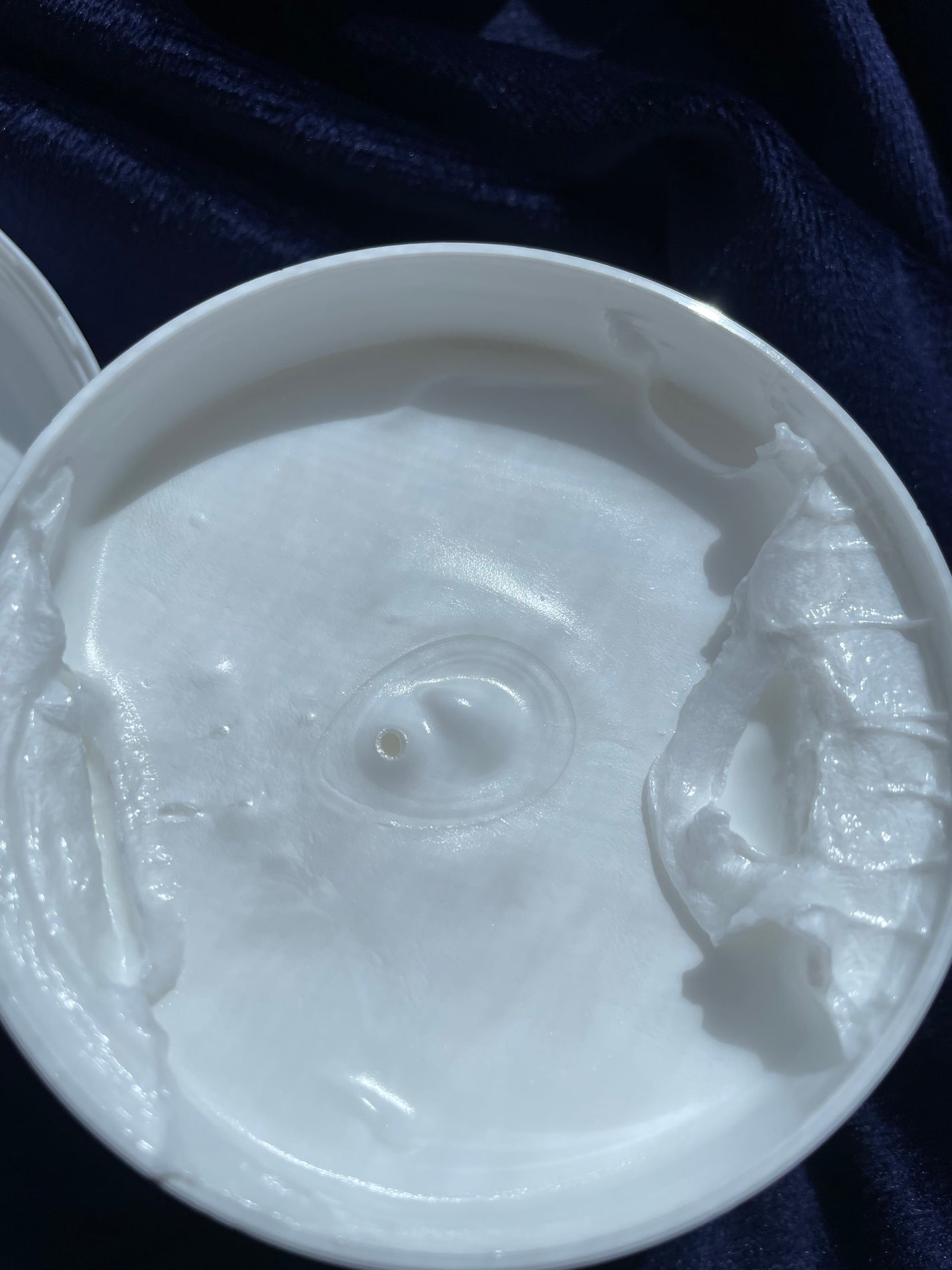 ダヴ クリームボディウォッシュ コンフォートモイスチャー/ダヴ/ボディソープを使ったクチコミ(2枚目)