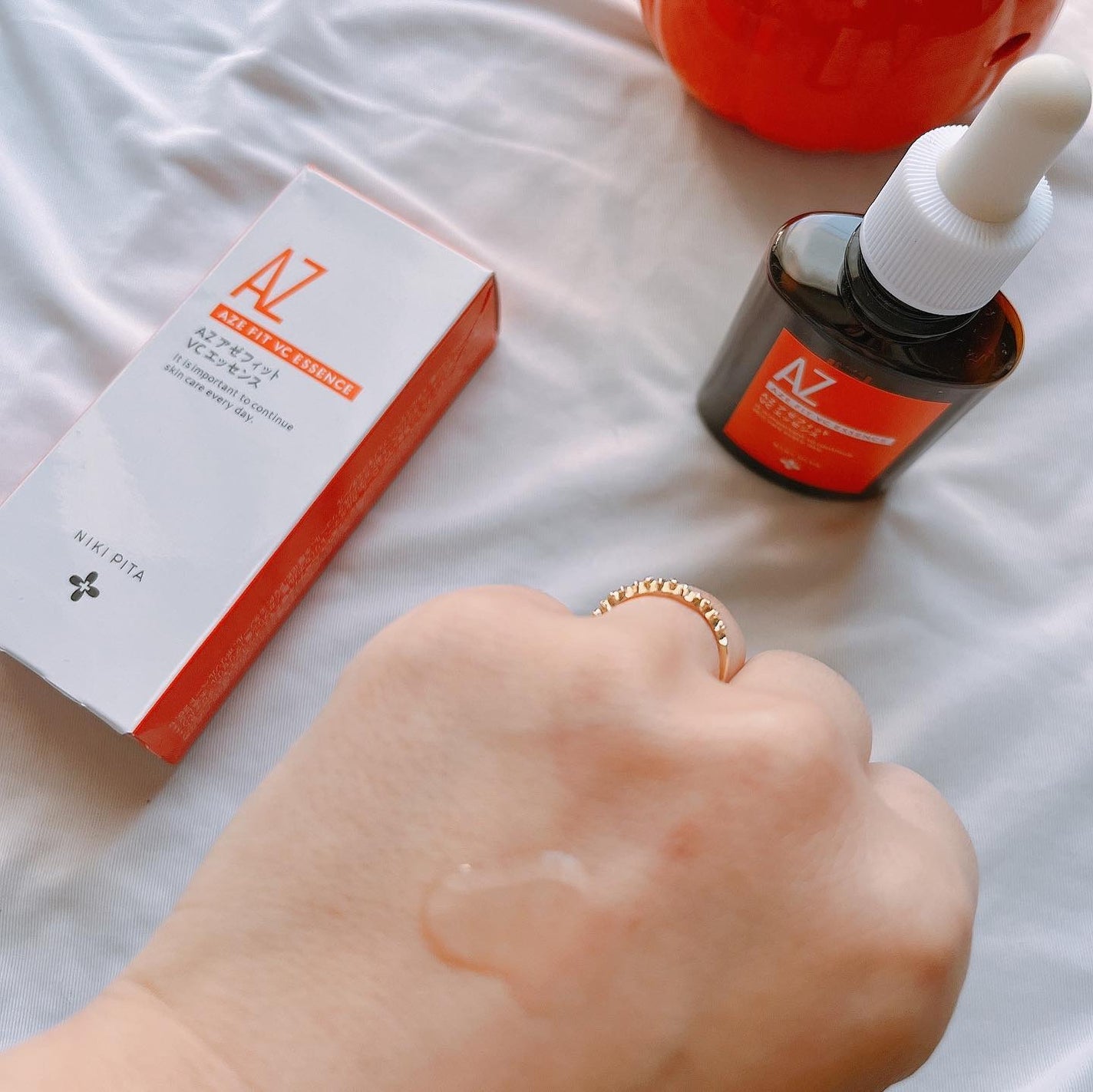 AZシリーズ アゼッフィト VCエッセンス/NIKI PITA/美容液を使ったクチコミ(3枚目)