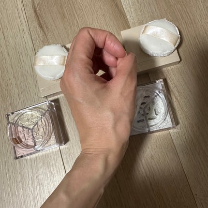 トリニタス グロウ パウダー/Visée/ルースパウダーを使ったクチコミ(3枚目)