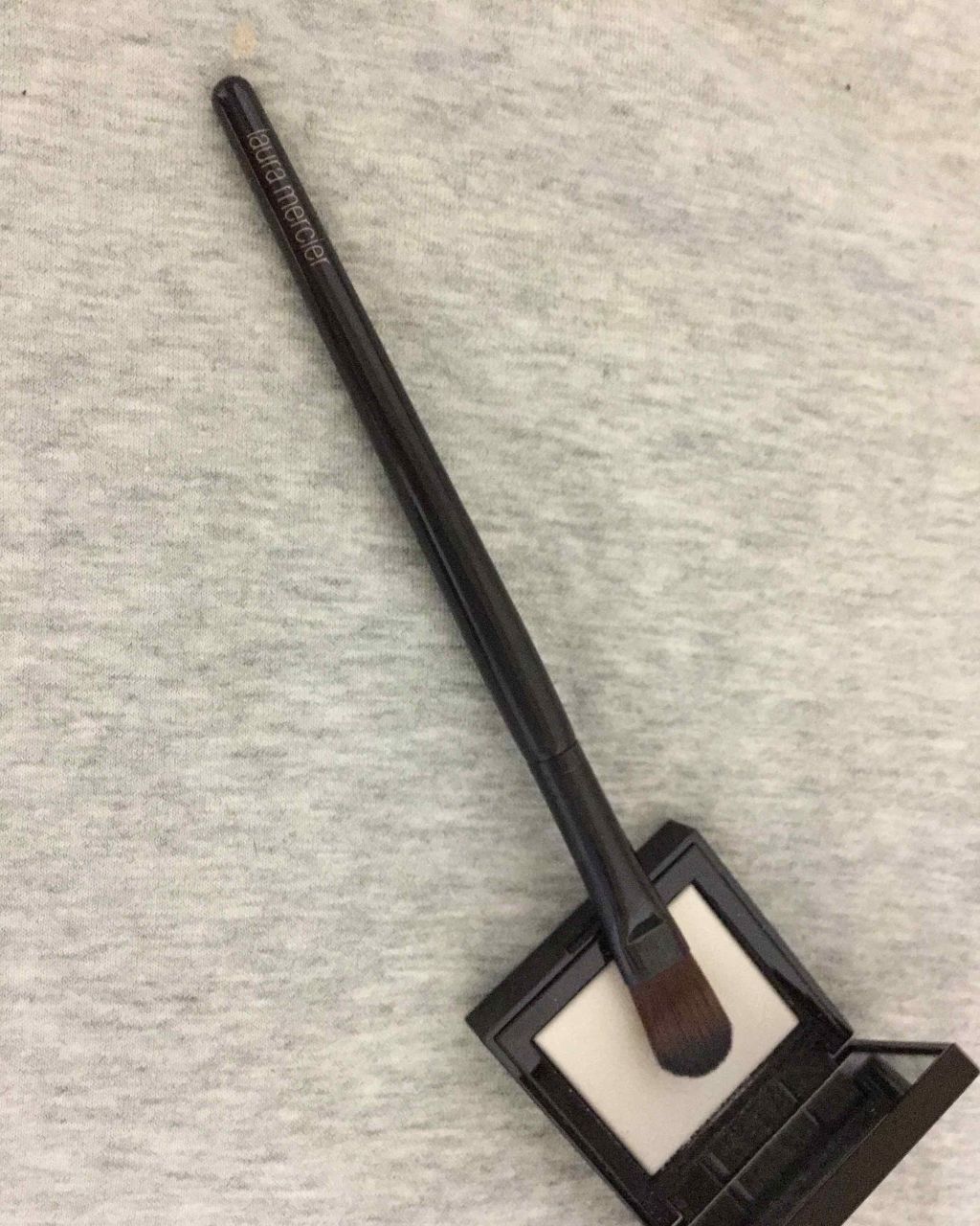 シークレット ブラーリング パウダー フォー アンダー アイズ/ローラ メルシエ/プレストパウダーを使ったクチコミ(1枚目)