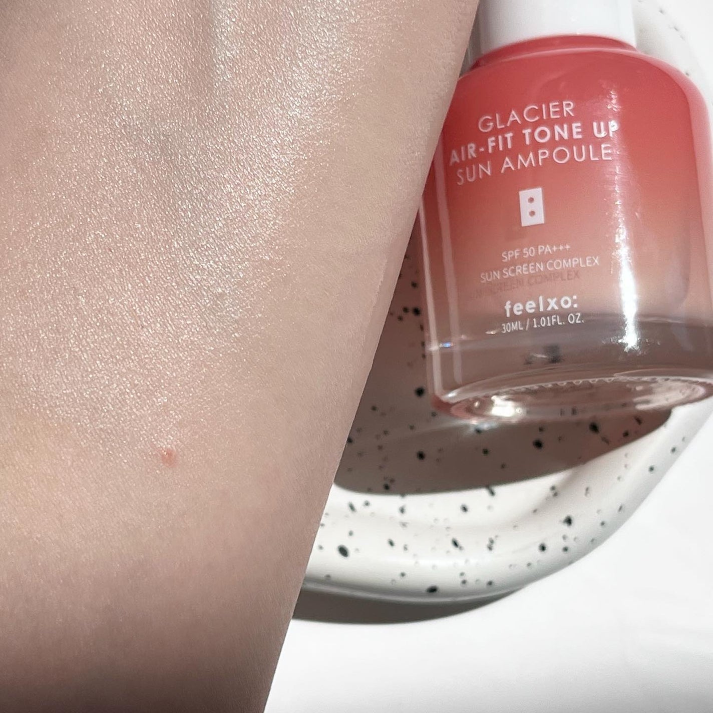 ピルソ グラシアエアフィットトーンアップサンアンプル SPF50 PA+++/feelxo/化粧下地を使ったクチコミ(5枚目)