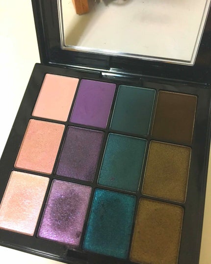 UT シャドウ パレット/NYX Professional Makeup/アイシャドウパレットを使ったクチコミ(4枚目)
