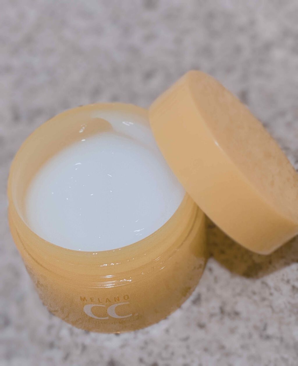 薬用しみ対策美白ジェル/メラノCC/フェイスクリームを使ったクチコミ（2枚目）