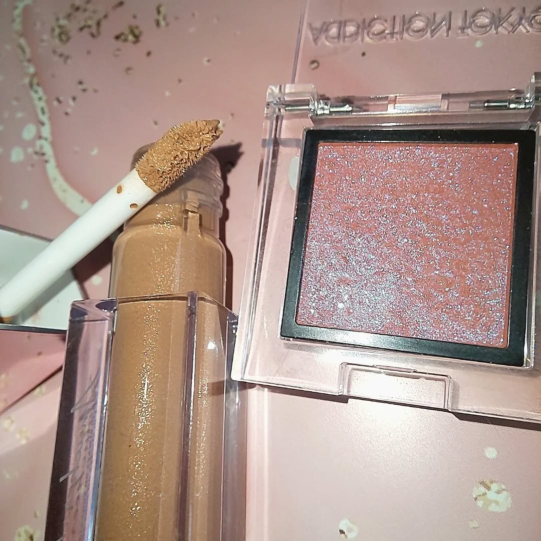 アミュチア セレクトタッチアイシャドウ P001 ナッティーラテ/クラブ/リキッドアイシャドウを使ったクチコミ（2枚目）