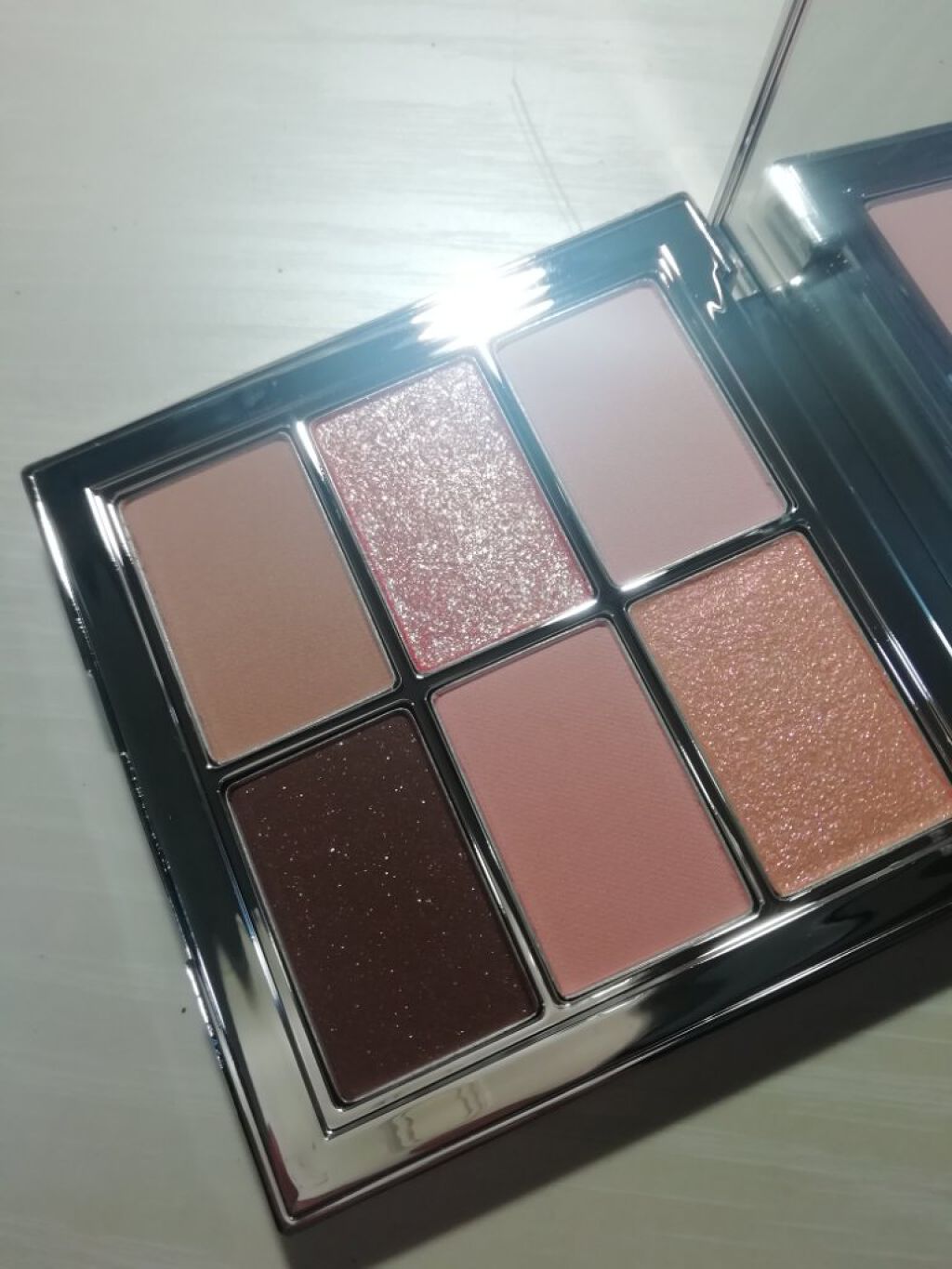 アイ ヴィーガン シアーパレット/AMUSE/アイシャドウパレットを使ったクチコミ（2枚目）