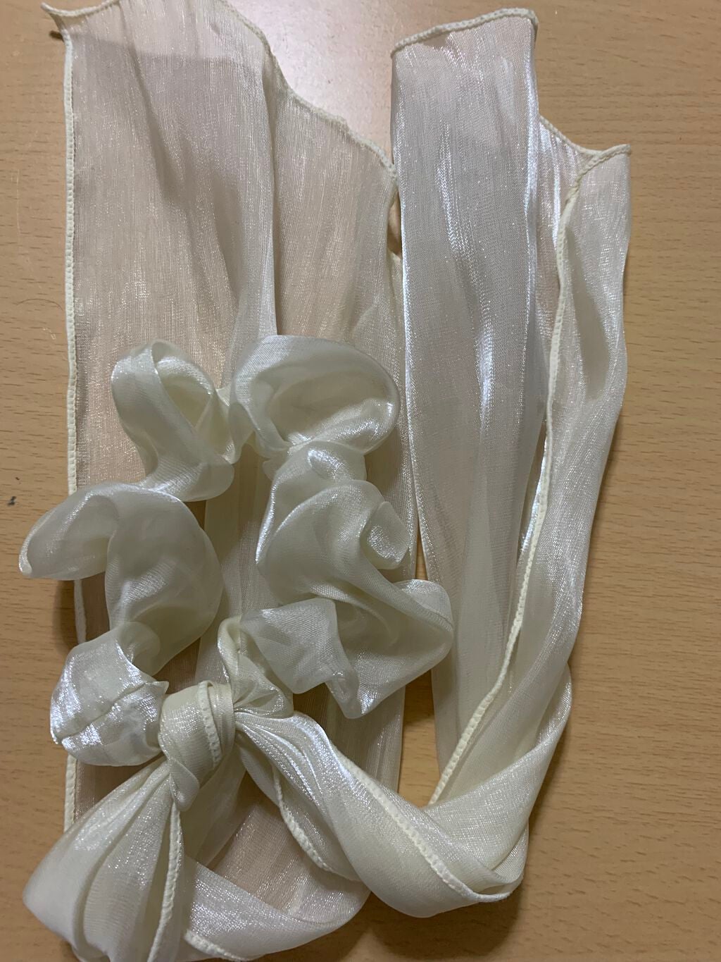 みく on LIPS 「ヘアアクセサリーPart2・ポニーフックCanDoで買いました..」(6枚目)