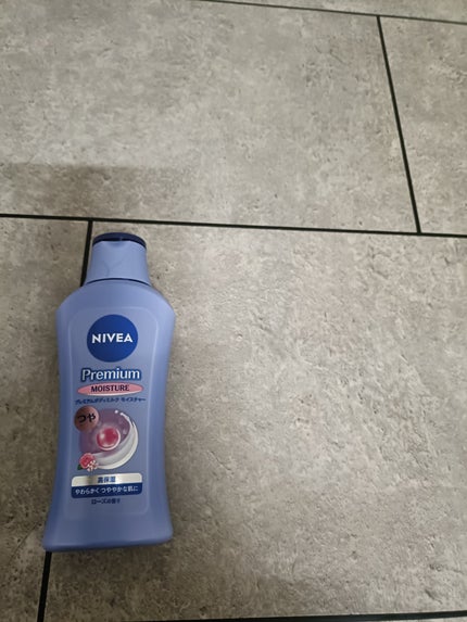 プレミアムボディミルク ホワイトニング【医薬部外品】 /ニベア/ボディミルクを使ったクチコミ(1枚目)