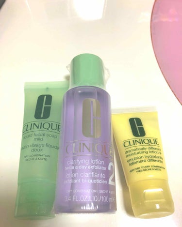 CLINIQUE 3ステップ スキンケア トライアル セットのクチコミ「クリニーク 3ステップスキンケア トライアルセット スキンタイプ2 角質ケアローション。
ファ.....」（1枚目）