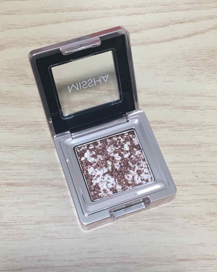 グリッタープリズム シャドウ/MISSHA/グリッターを使ったクチコミ(1枚目)