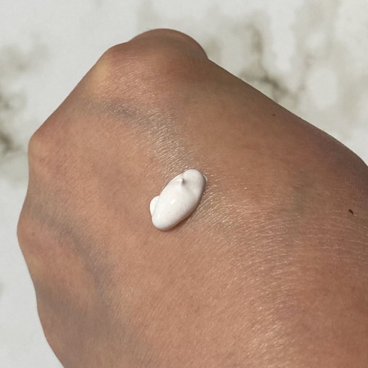 カラーチェンジファンデーション/QUEI/クリーム・エマルジョンファンデーションを使ったクチコミ（3枚目）