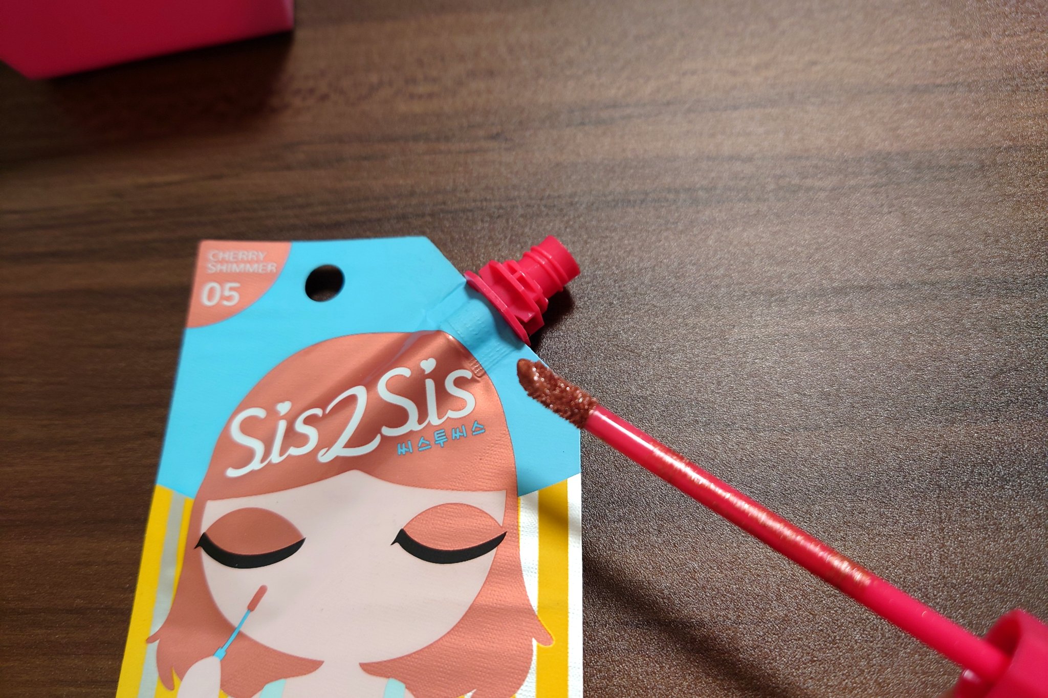 SIS2SIS shimmery eyeshadow/cosme nomad/ジェル・クリームアイシャドウを使ったクチコミ（3枚目）