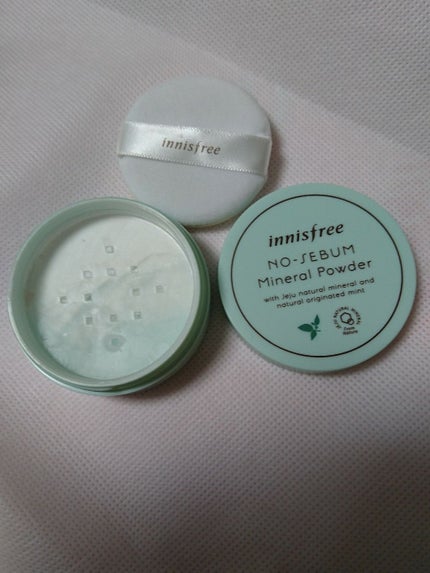 ノーセバム ミネラルパウダー/innisfree/ルースパウダーを使ったクチコミ(2枚目)