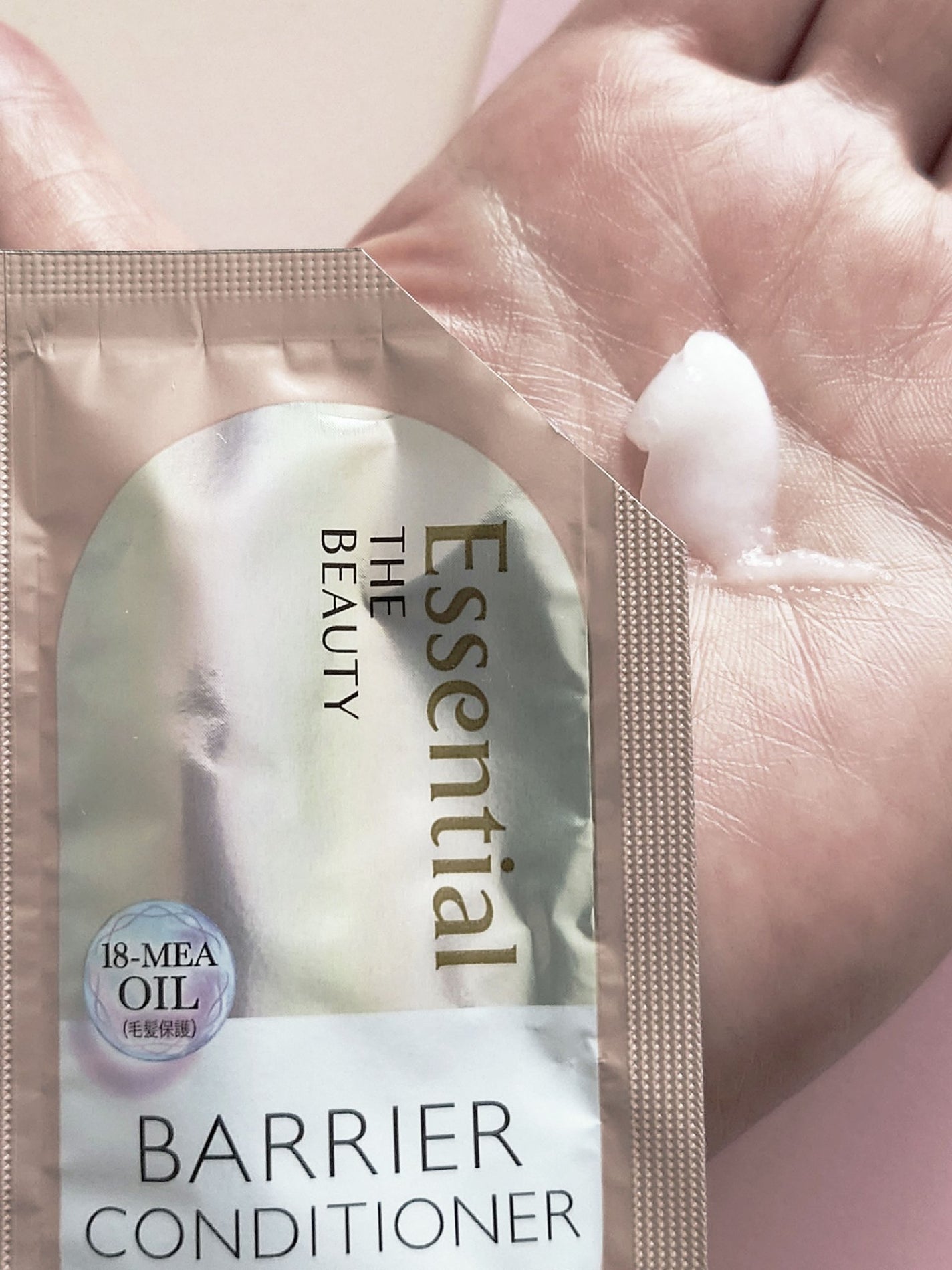 ザビューティ 髪のキメ美容素髪を守る バリアシャンプー/コンディショナー/エッセンシャル/シャンプー・コンディショナーを使ったクチコミ(8枚目)