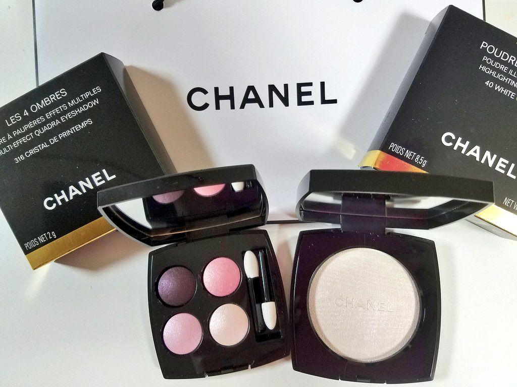 プードゥル ルミエール/CHANEL/パウダーハイライトを使ったクチコミ（1枚目）