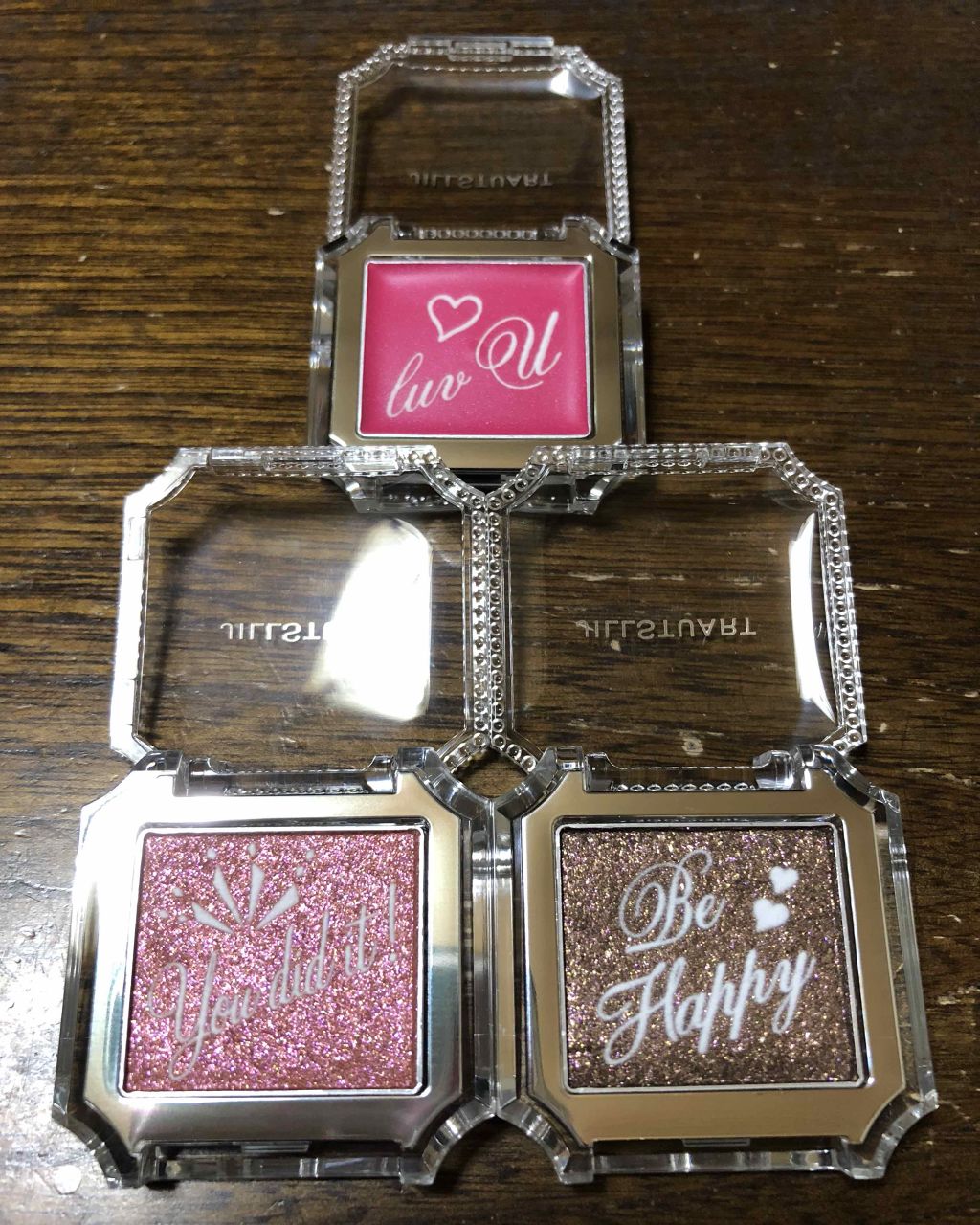 アイコニックルック アイシャドウ/JILL STUART/単色アイシャドウを使ったクチコミ(2枚目)