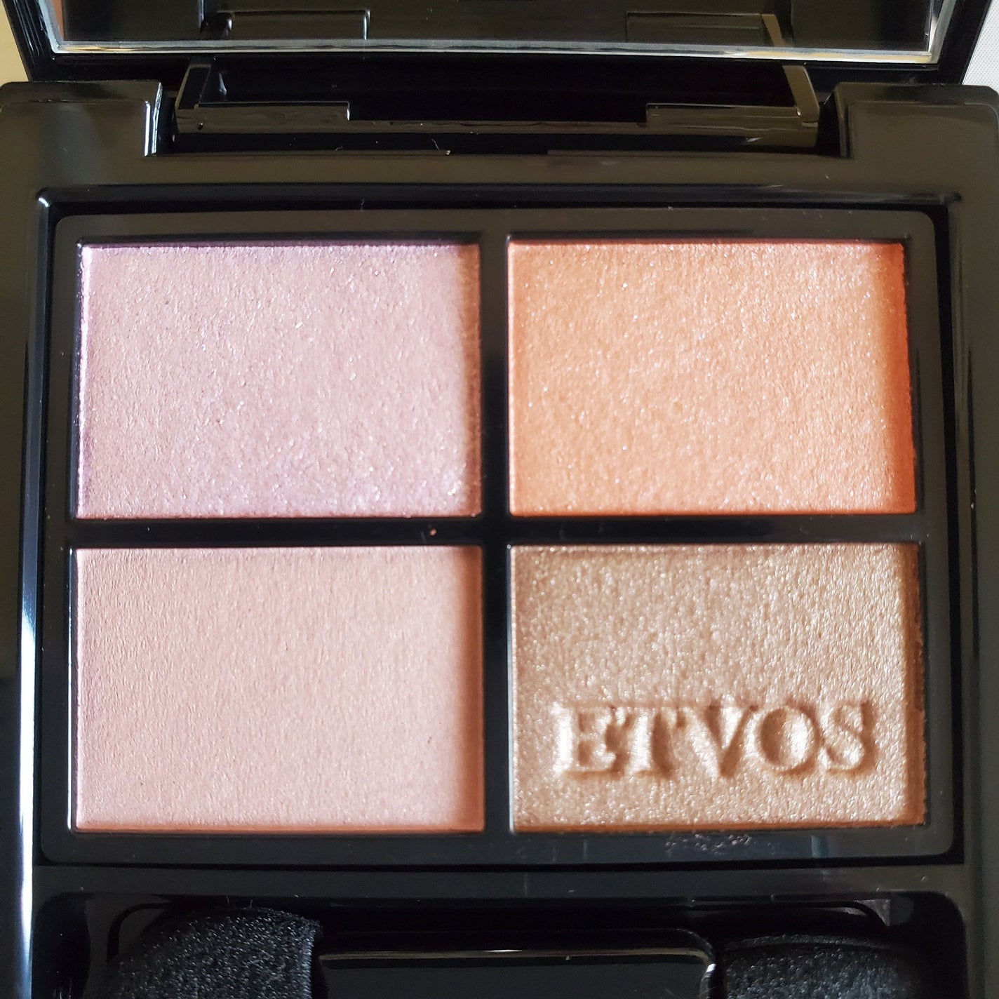 ミネラルクラッシィシャドー/エトヴォス/アイシャドウパレットを使ったクチコミ(2枚目)