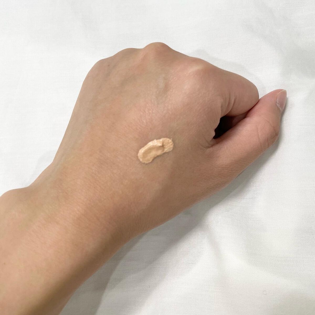 CR アイカバー ジェル SPF25 /bareMinerals/日焼け止めジェルを使ったクチコミ（2枚目）